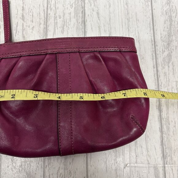 Womens Vintage Coach Wristlet Fuchsia Pink Leather - Picture 7 of 8